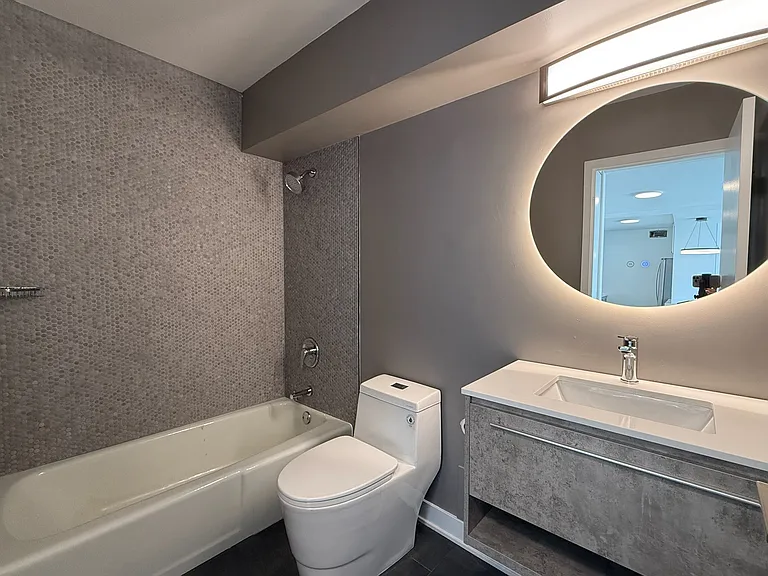 1313 N Ritchie Ct #2106 — Photo 12