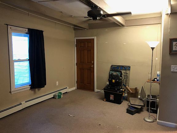 4th image of 100 Bellingham Ave APT 1
