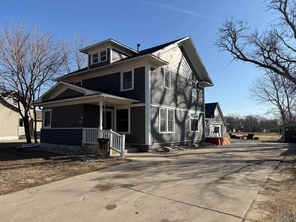 401 Iowa Ave SW, Orange City, IA 51041