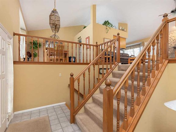 3rd image of 12020 Avery Ln