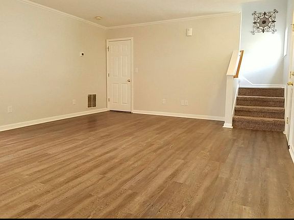 3rd image of 2155 Fortune Hill Ln #1