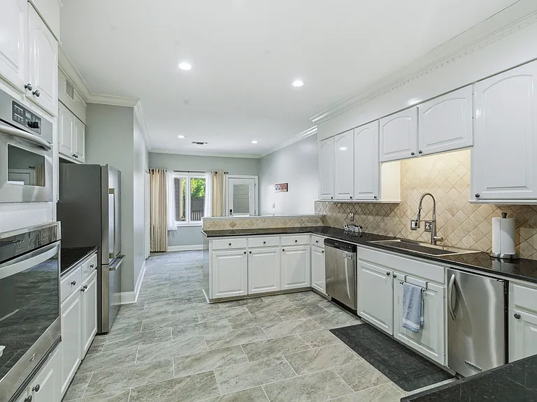 1540 Lakeside Dr #1540 — Photo 30