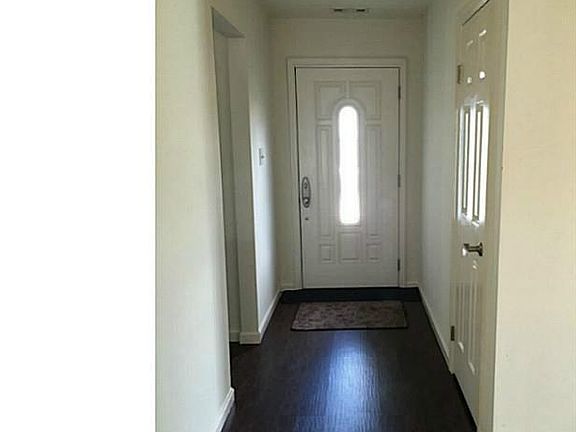 4th image of 1505 Woodberry Ct