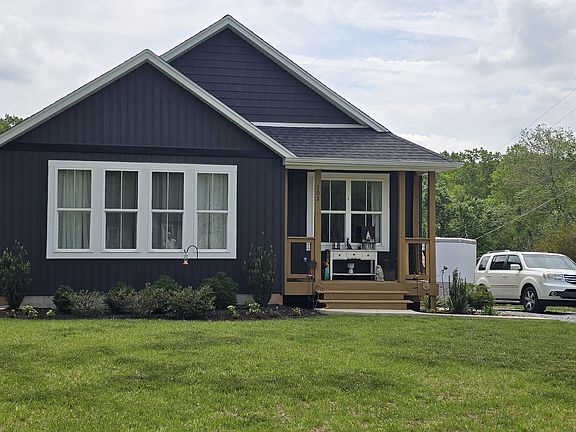 4th image of 102 Woodruff Cir