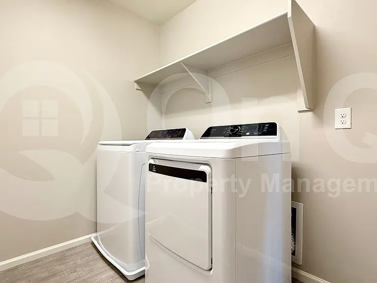 733 E Commonwealth Ave #24 — Photo 24