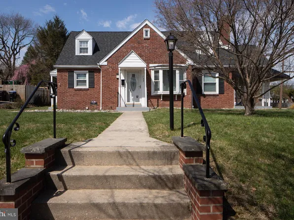 733 Buttonwood St, Norristown, PA 19401