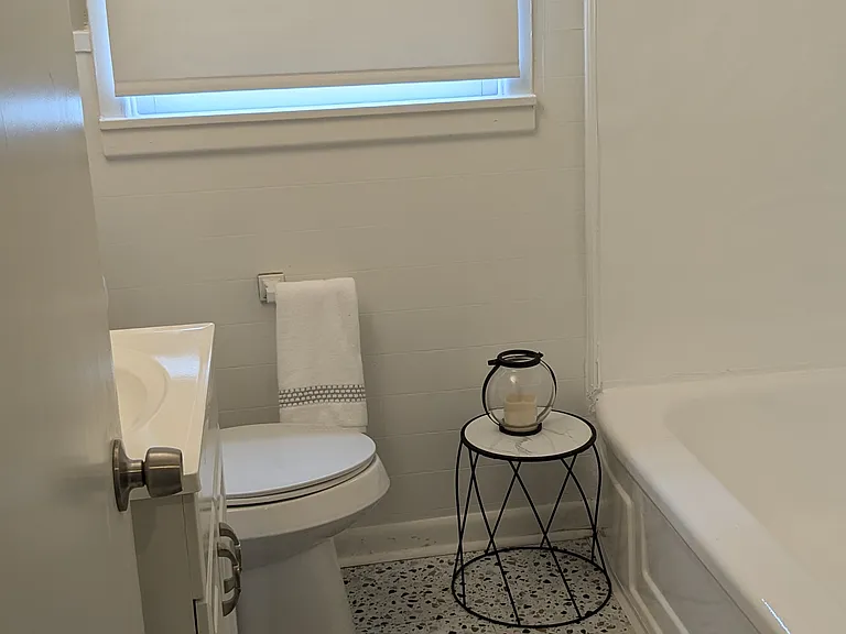 2417 S Kennedy Ave — Photo 52