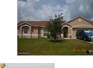 844 Tyrol Ave NW, Palm Bay, FL 32907