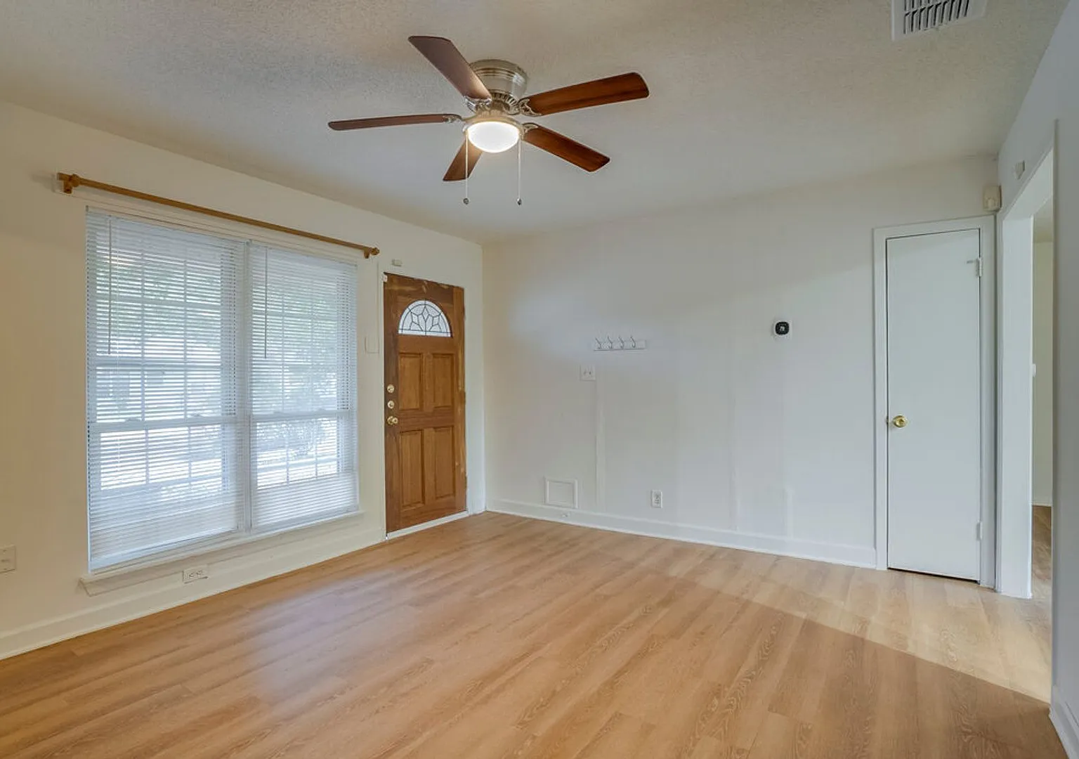 509 Treys Way, Austin, TX 78745 — Photo 4