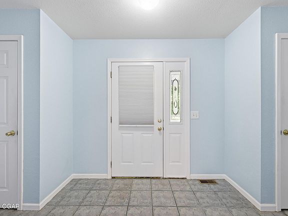 5th image of 6060 Oak Rd