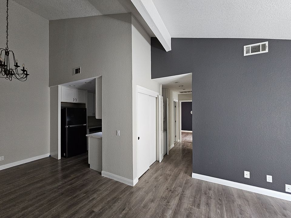 1st image of 1432 W 227th St APT 10