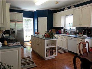 5th image of 304 Creeks Edge Dr