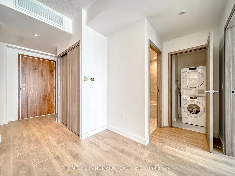 85 McMahon Dr #2809 — Photo 29