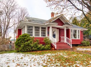 261 Ampersand Ave, Saranac Lake, NY 12983