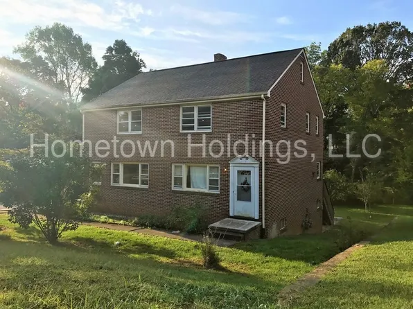 4320 Cresthill Dr #4322, Roanoke, VA 24018