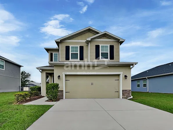 2810 Wilder Meadows Ln, Plant City, FL 33566