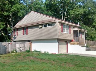 41 W Rising Sun Dr, Ocean View, NJ 08230