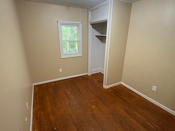 4th image of 9126 4th St #A