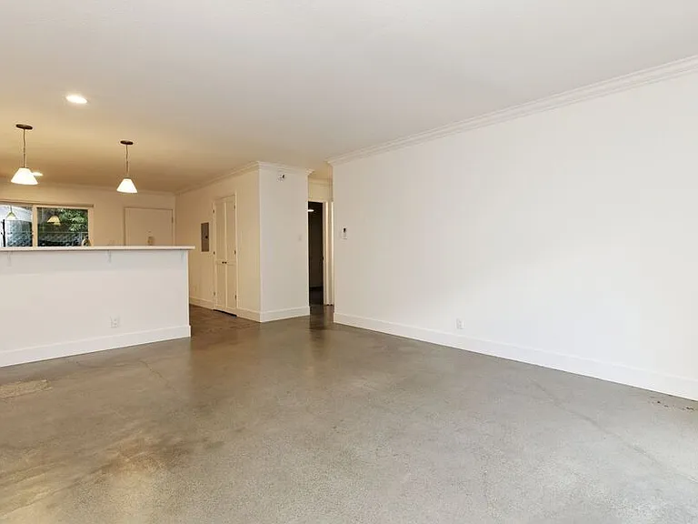 241 Lafayette Circle — Photo 7