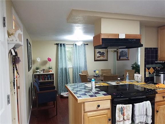 2nd image of 4938 Camphor Ave