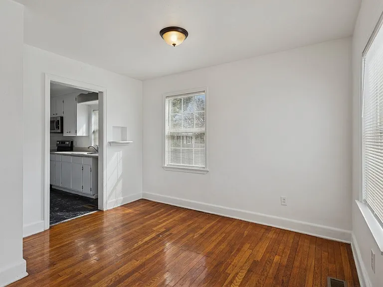 1152 Orcutt Ave — Photo 10