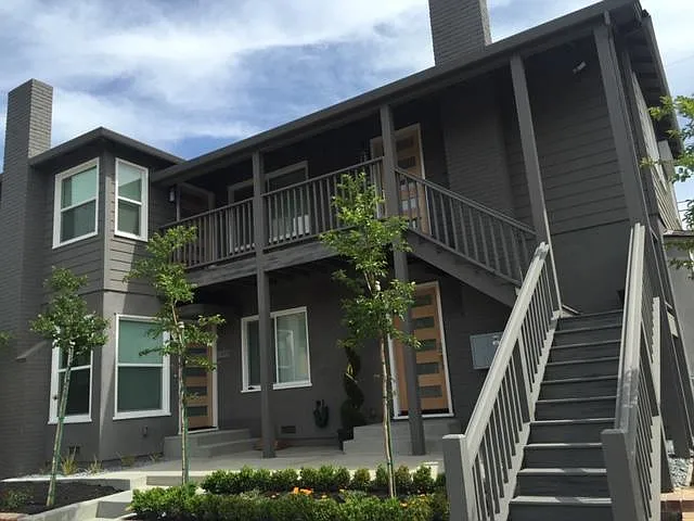 1133 Santa Barbara St — Photo 1