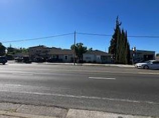 2960 Fruitridge Rd, Sacramento, CA 95820