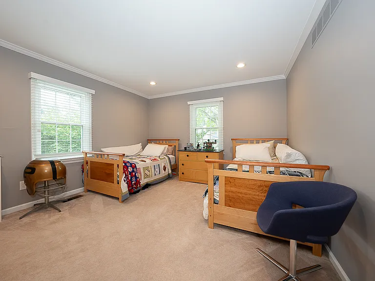 10 Hansen Ct — Photo 29