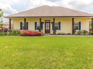 102 Beavertail Rd, Carencro, LA 70520