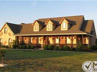 426 Rugged Dr, Red Oak, TX 75154