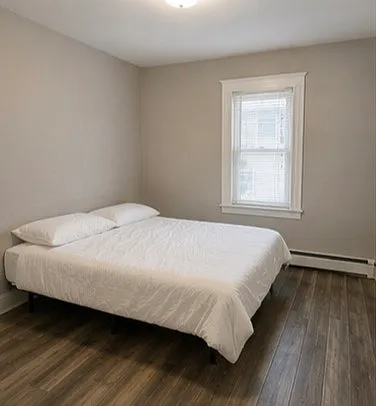 10 Grace Ave #1 — Photo 3
