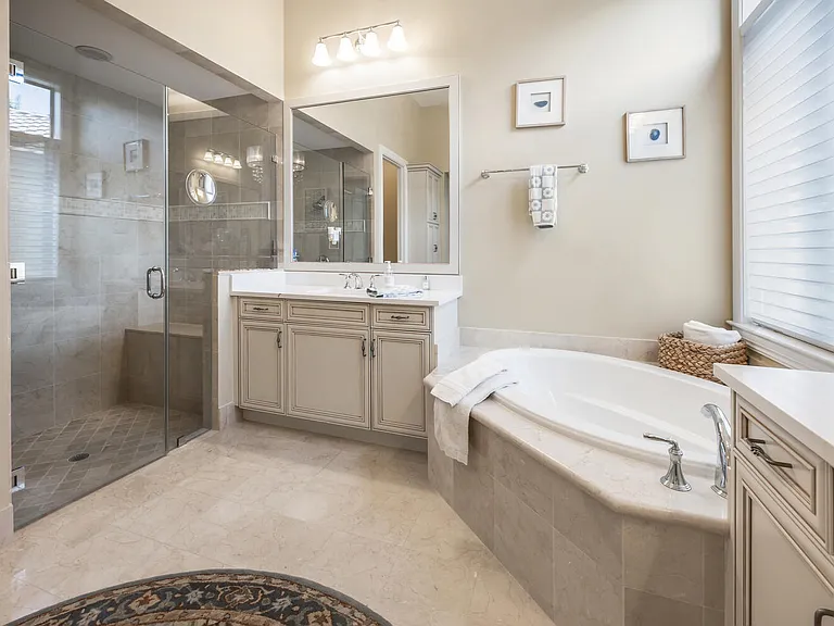 2343 Traditions Ct — Photo 23
