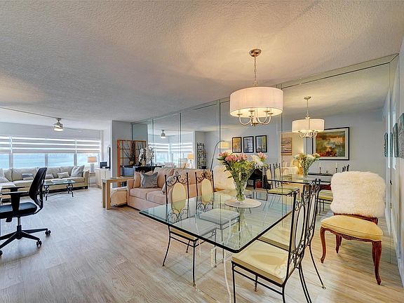 4th image of 9580 Sunrise Lakes Boulevard #103