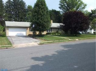 5 Holland St, Shillington, PA 19607