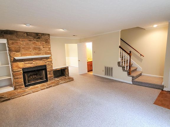 4th image of 140 Bright St APT D