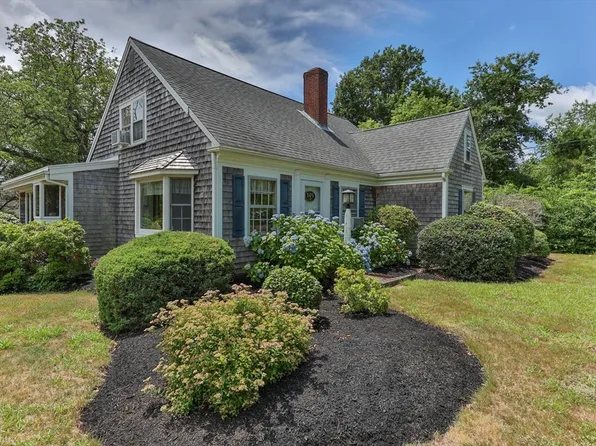 149 Beach St, Dennis, MA 02638