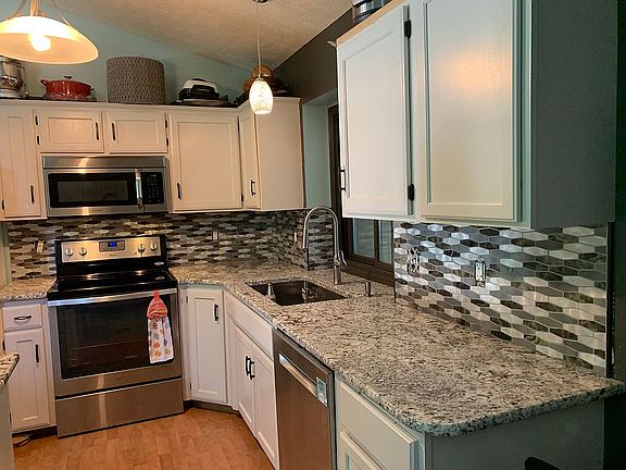2nd image of 5706 N 126th Ave