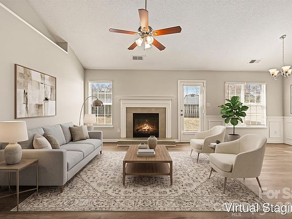 4th image of 4271 Maybrook Ct SW