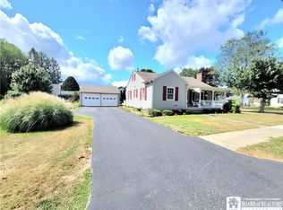 28 Carlton Ave, Falconer, NY 14733