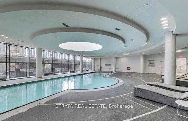 14 York St #902 — Photo 21