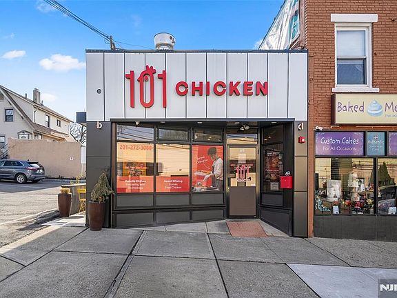 4th image of 69-71 Ridgefield Ave