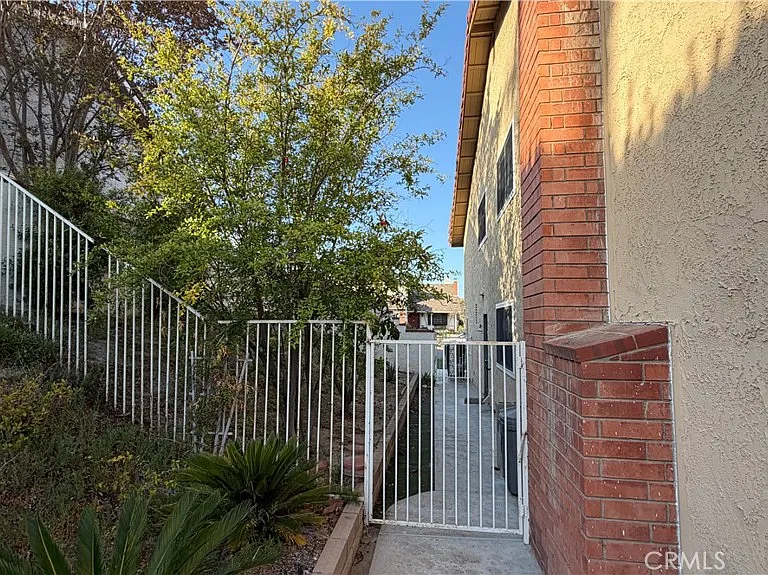 5311 Via Geraldina — Photo 44
