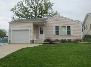 1218 W Jefferson St, Vandalia, IL 62471