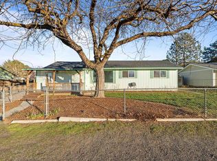 1034 Hemlock St, Prosser, WA 99350