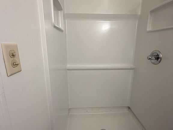 3rd image of 238 Marlboro Rd #3