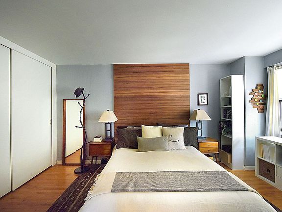 4th image of 579 W 215th St APT 3F