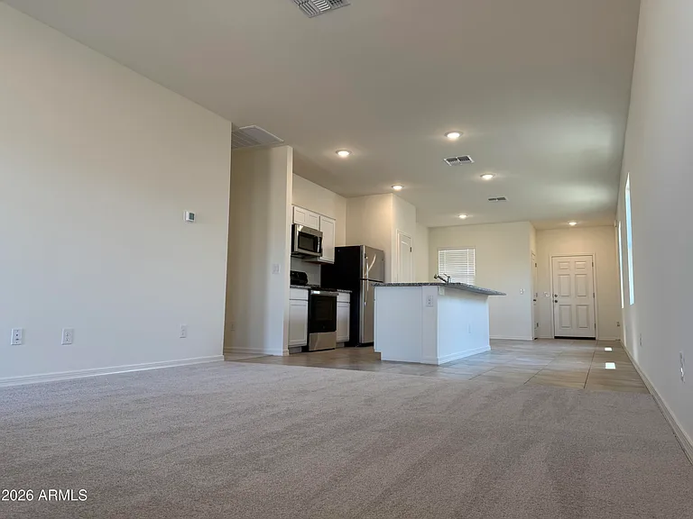 2370 E Steer Dr — Photo 15