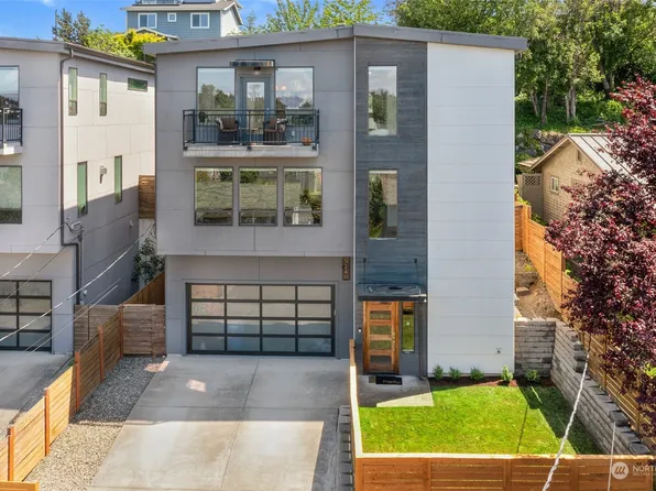 5240 17th Avenue SW, Seattle, WA 98106