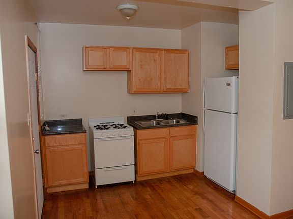 4th image of 7337 S Coles Ave APT 1E