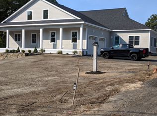 2 Sinclair Burke Ln, Kennebunk, ME 04043